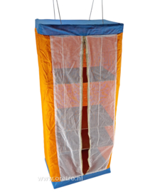 Camping proviand kastje hangend