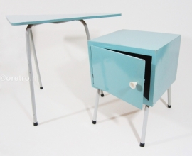 Tafel en nachtkastje blauw