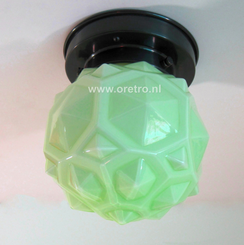 Geniet Maar walgelijk Plafondlamp glas art deco groen | Vintage verkocht / vintage sold | ORETRO