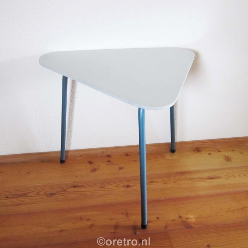 Tafel driehoek grijs Vintage verkocht / vintage sold ORETRO