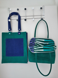 Shopper van felgroen en blauw leer     VERKOCHT