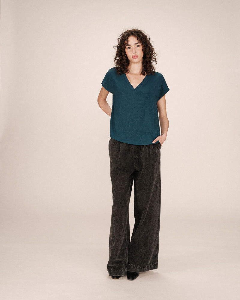 Grace & Mila - Season Top emerald green