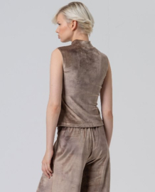 Surkana - Sleeveless Velvet Top