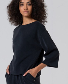 Surkana - Black Boatneck T-shirt