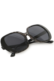 Ichi - Sandra Sunglasses Black Coffee