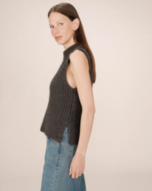 Grace & Mila - Sablon Knit Vest Top