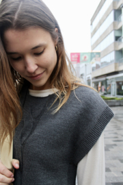 Nice Things - Grey knit vest