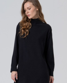 Surkana - Long black knit rollneck dress