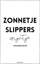 Tuinposter | 60 x 80 cm | Zonnetje, slippers, wijntje