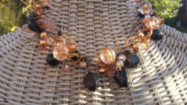 Crinkle ketting  in zwart met rosé-goudkleur