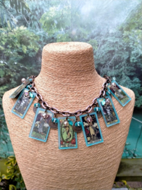 Bohemian ketting in turquoise/bruin met tarot hangers