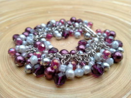 Op jasseron gekettelde aubergine/grijs en roomwitte armband