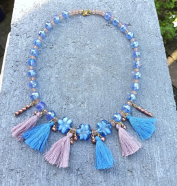 Czech glaskralen bloemenketting