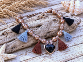 Bruine Glasparelketting met Ibiza Kwastjes