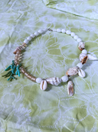 Ibiza Schelpen ketting met Barok Zoetwaterparel