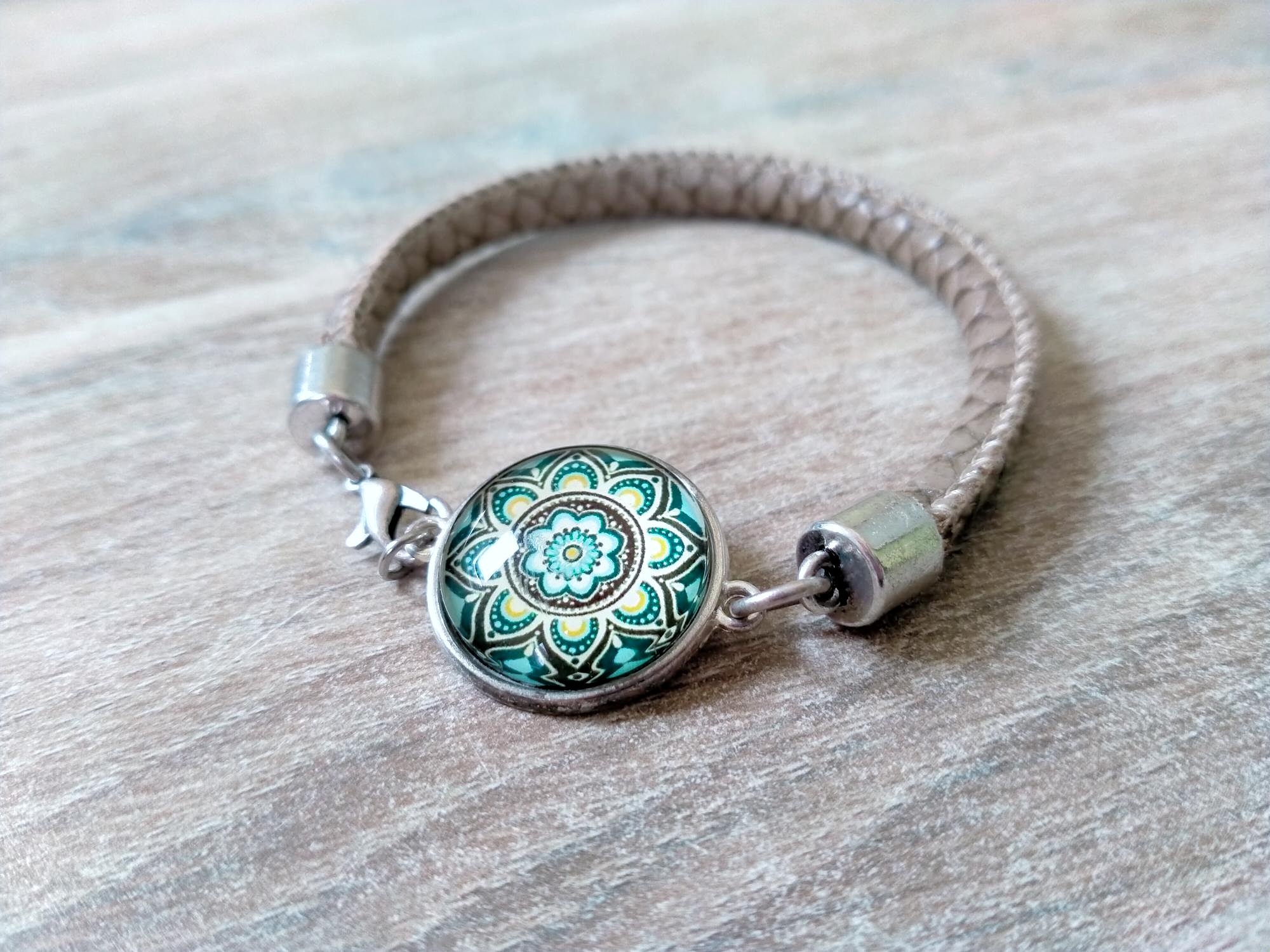 Mandala armband van gestikt imitatie leer