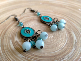 Turquoise oorbellen in bohemian style met amazoniet
