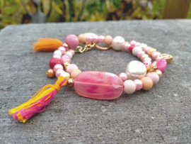 Roze armbanden