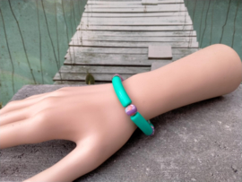 Groen met paarse tube armband
