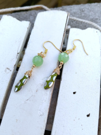 Groene Peacock Daggerbeads Oorbellen