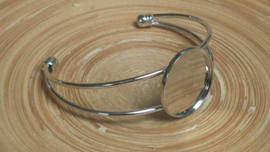 Bangle met setting voor een cabochon