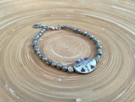 Zilverkleurig armband in oud zilver