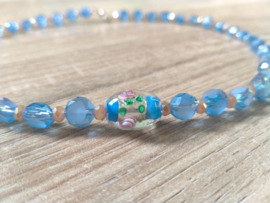 Hemelsblauwe Murano glaskralen ketting