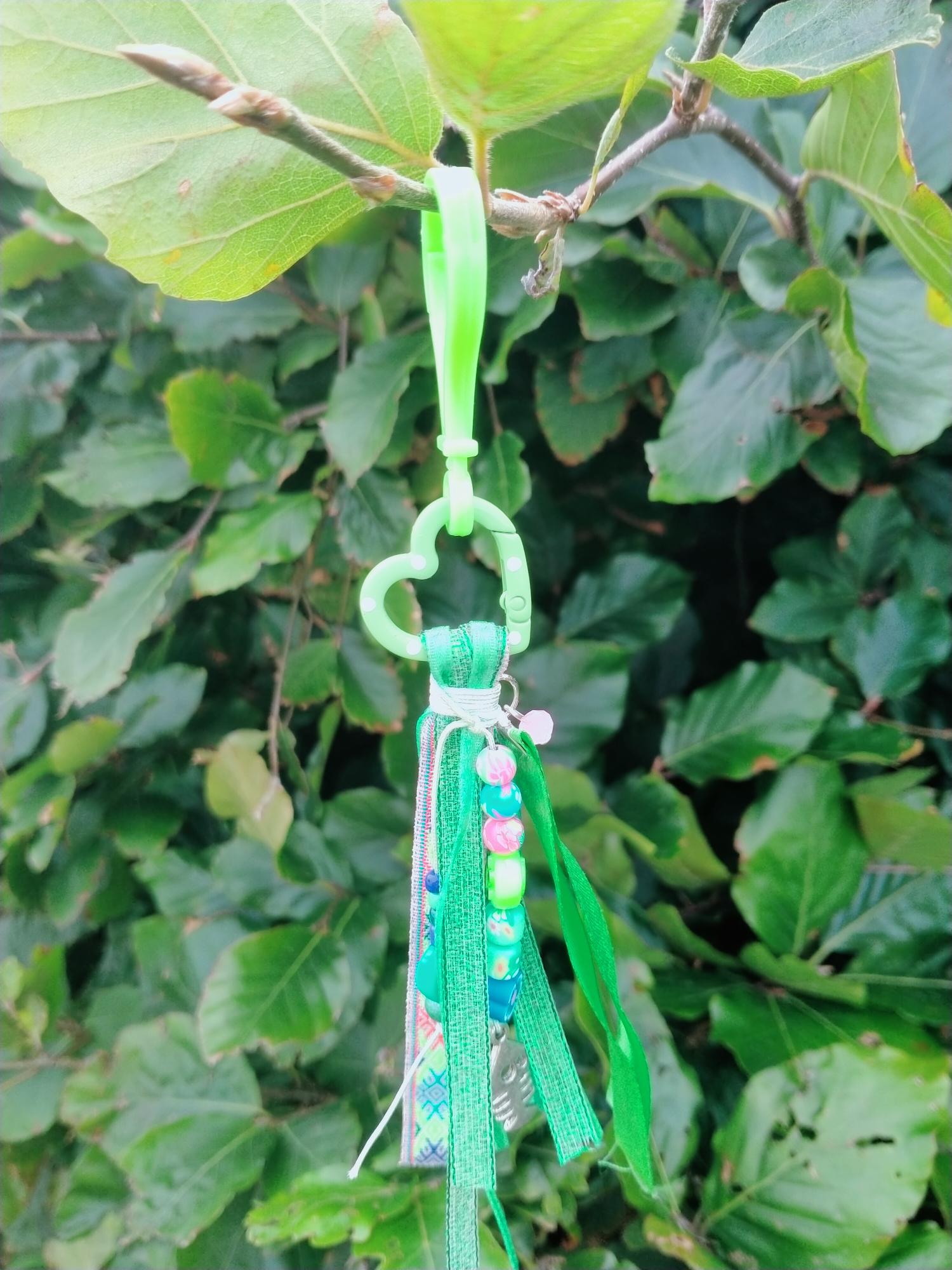 Tashanger of tassel in groene tinten