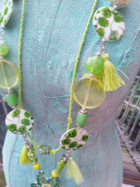 Dubbele lange groene schelpenketting