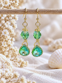 Frisgroene Strass oorbellen