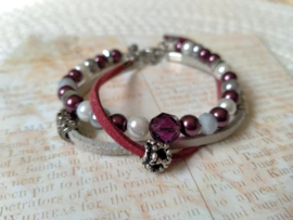 Armband in bordeaux en zilvergrijs