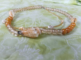 Schelpen glasparel ketting