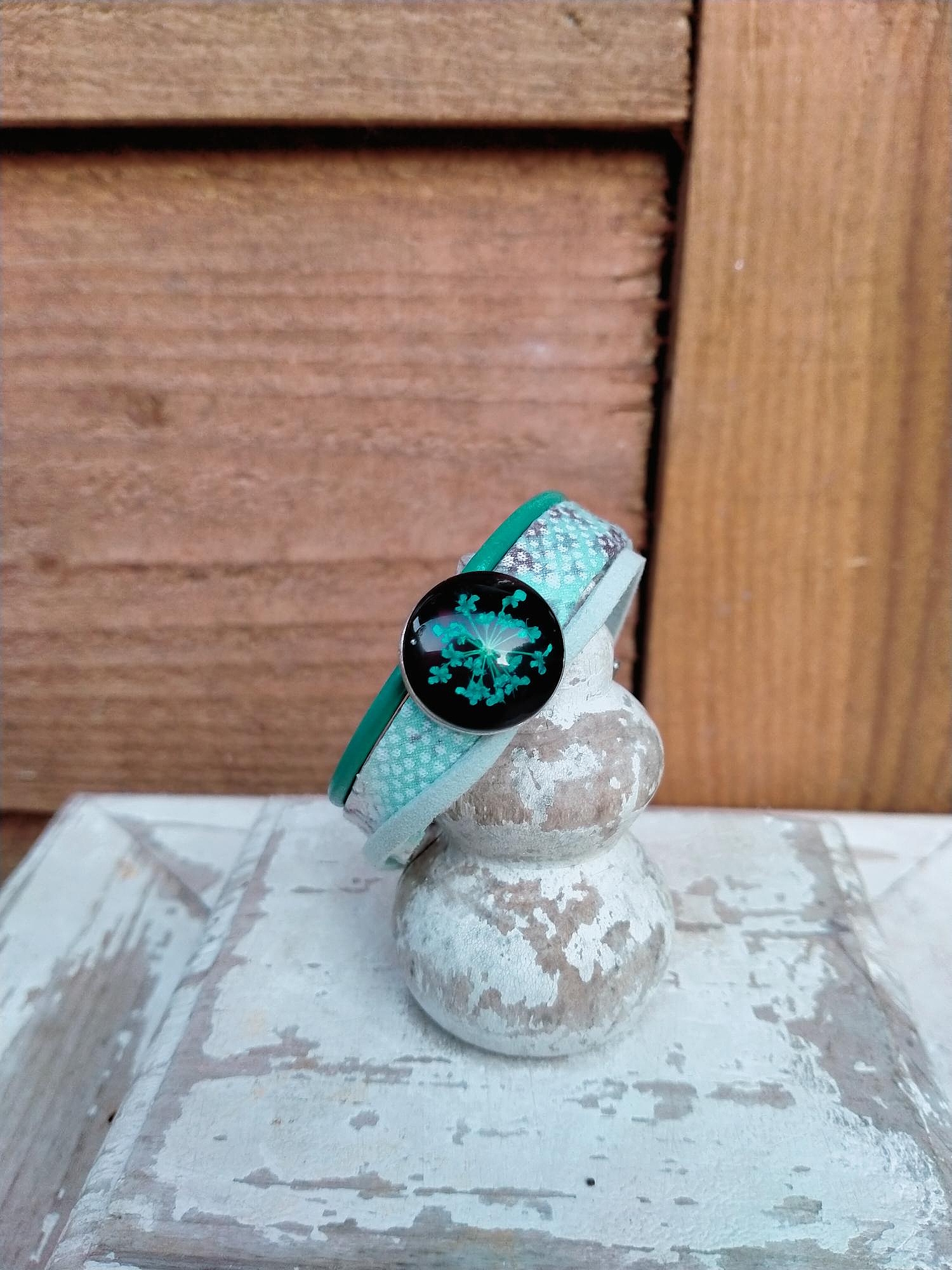 Groene en turquoise cabochon armband