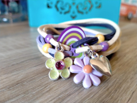 Seventies bloemen wikkelarmband in retro kleuren