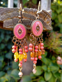 Bohemian style oorbellen in mat rood