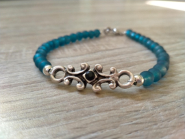 Blauwe heren glaskralen armband met Tibetaanse connector