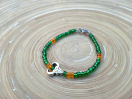 Skull armbandje in  groen en oranje