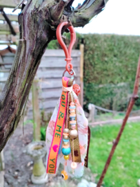 Bohemian tashanger in oranje/bruin en turquoise
