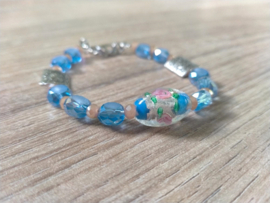 Blauwe armbanden