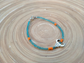 Skull armbandje in  blauw en oranje