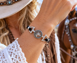 Zwart Armbandje met Paardconnector