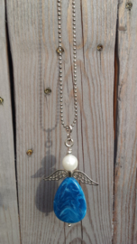 Ballchain ketting met grote blauwe beschermengel