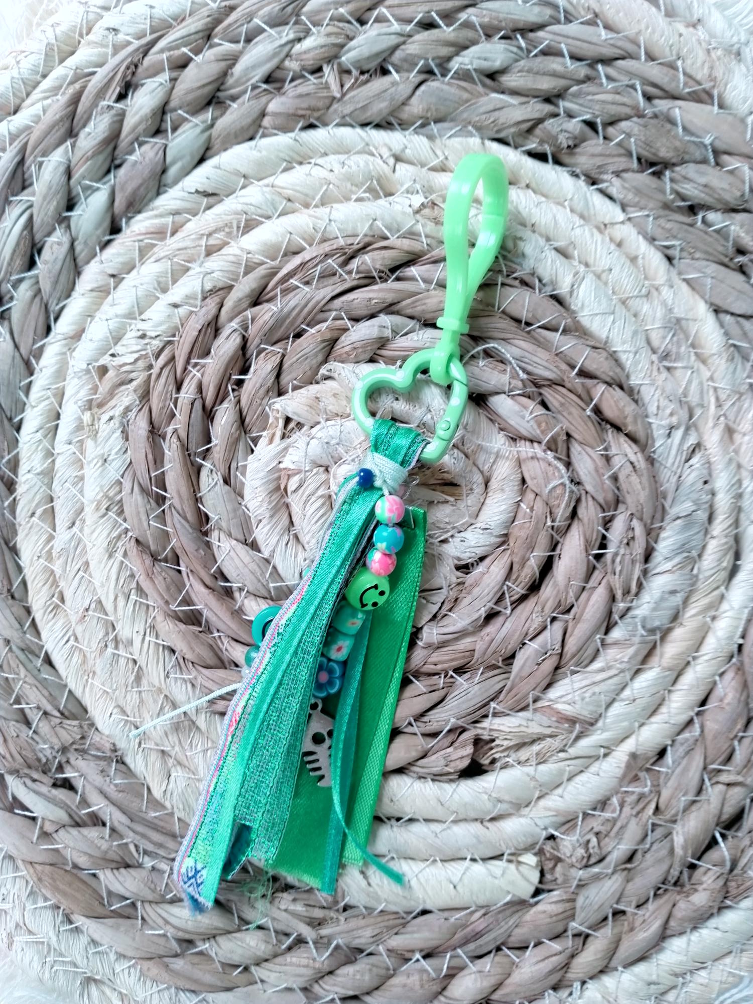 Tashanger of tassel in groene tinten