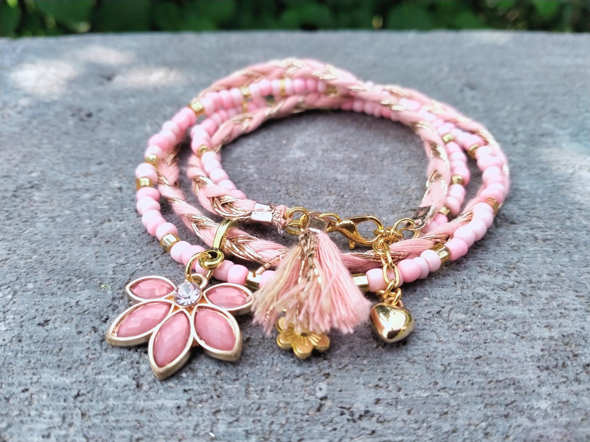 Roze Bohemian wikkelarmband