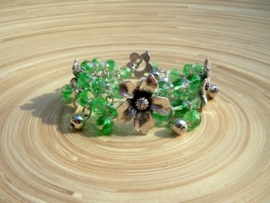 Armband met bloemverdelers