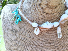 Ibiza Schelpen ketting met Barok Zoetwaterparel