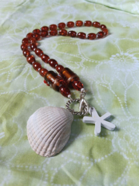 Bruine crinkle glaskralen ketting