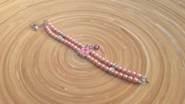Roze glasparel armband