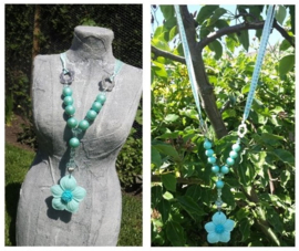 2 Delige set van turquoise bloemketting en armband