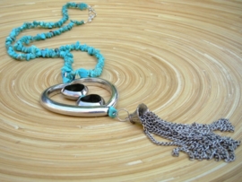 Ketting met turquoise half-edelsteen splitkralen